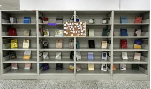 “政法偕行：政治原理与法律规范”西馆三层书库主题书展——三层书库：你的专业学习与深度阅读空间